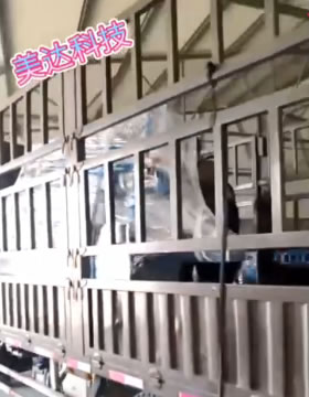 中空(kōng)玻璃打膠機發貨(huò)兩(liǎng)套